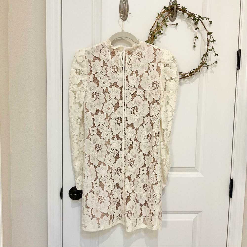 WAYF Emma Puff Sleeve Lace Dress Size XS, EUC - Picture 3 of 7